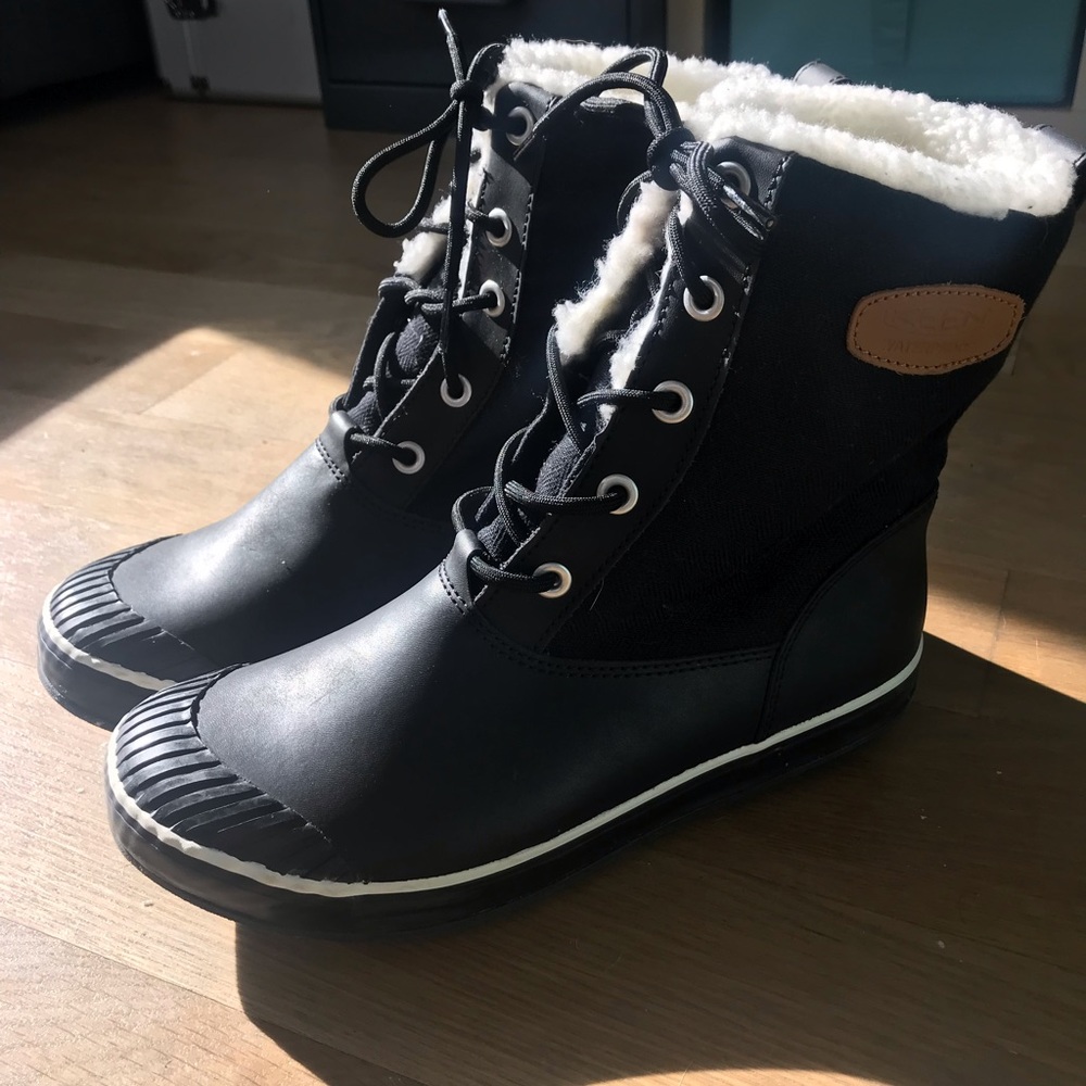 Keen Women’s Elsa Winter Boats